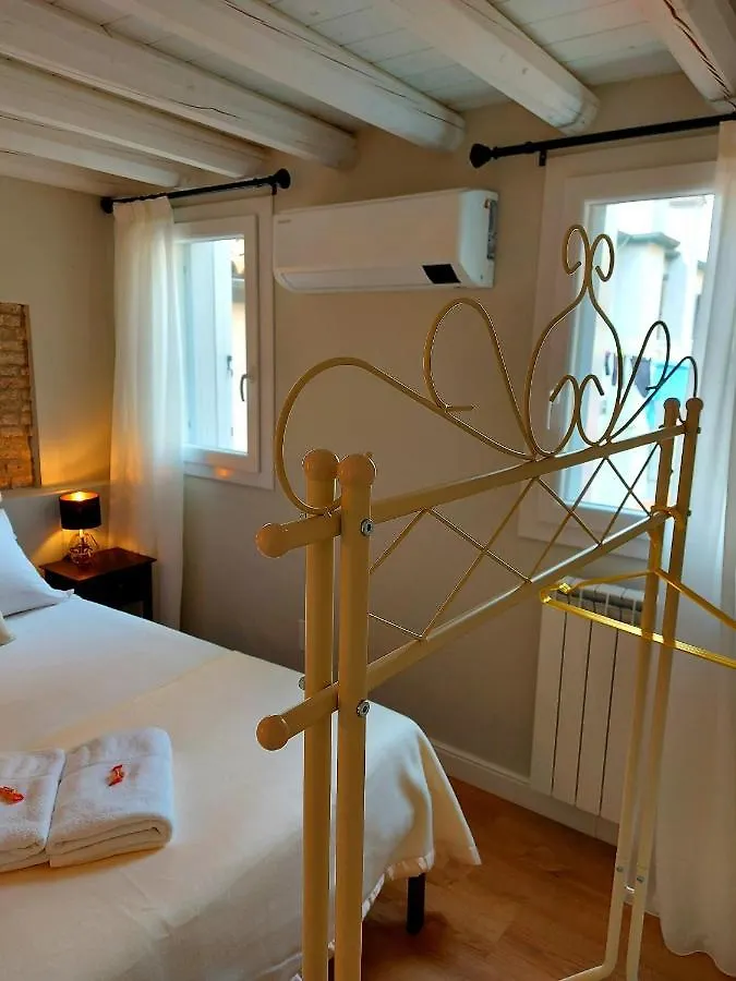 Canal Vena Apartsuite House Chioggia Apartment